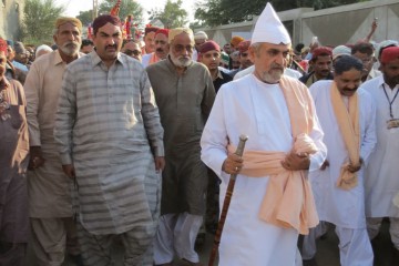 Sahib Karim Going To Qasre Qalander